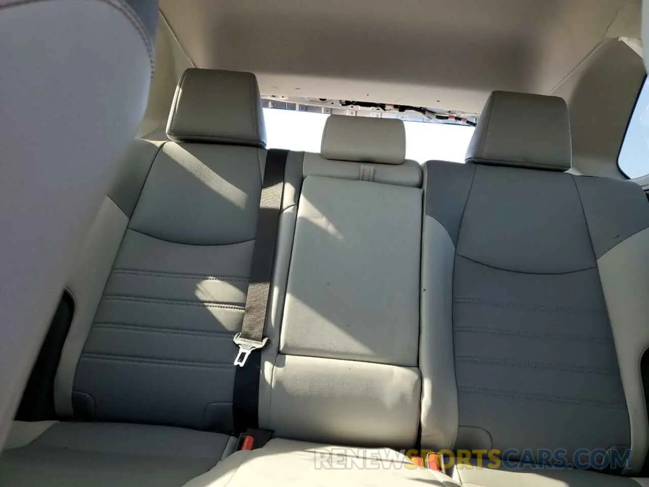 10 Photograph of a damaged car 2T3C1RFVXPW248313 TOYOTA RAV4 2023