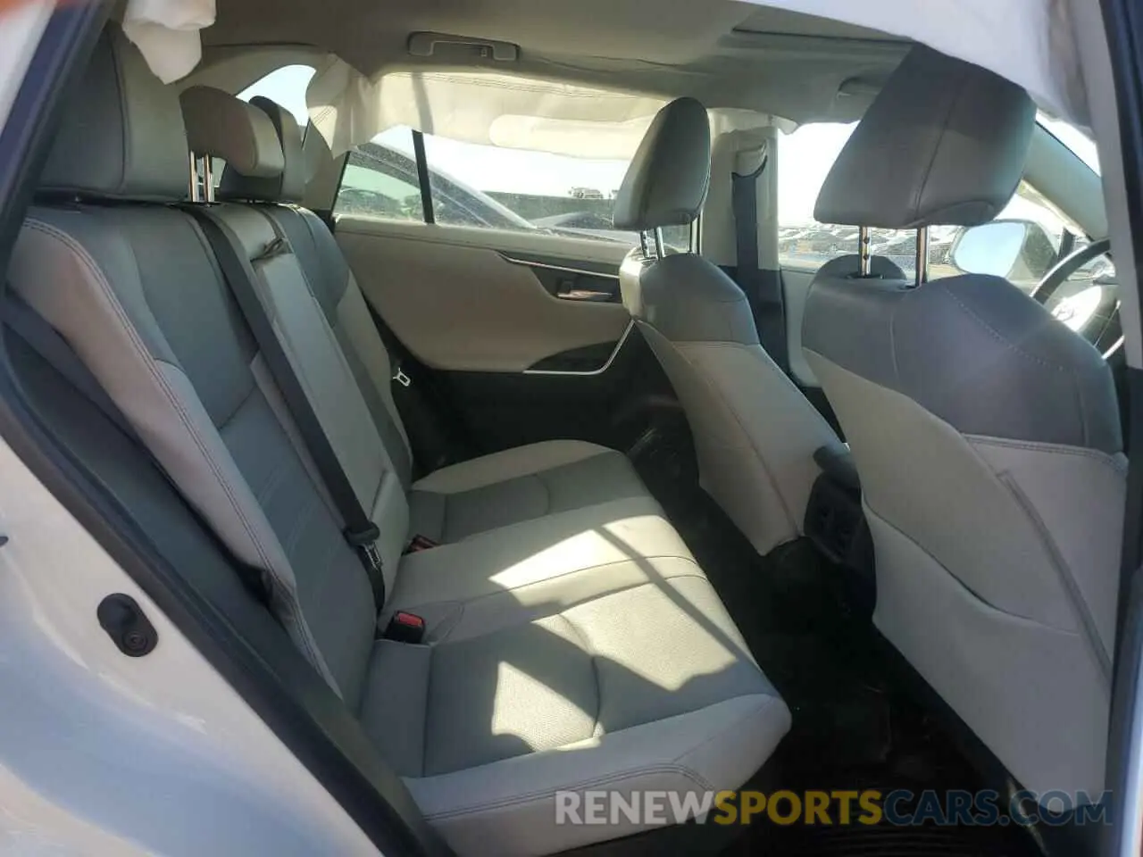 12 Фотография поврежденного автомобиля 2T3D6RFV7PW046292 TOYOTA RAV4 2023