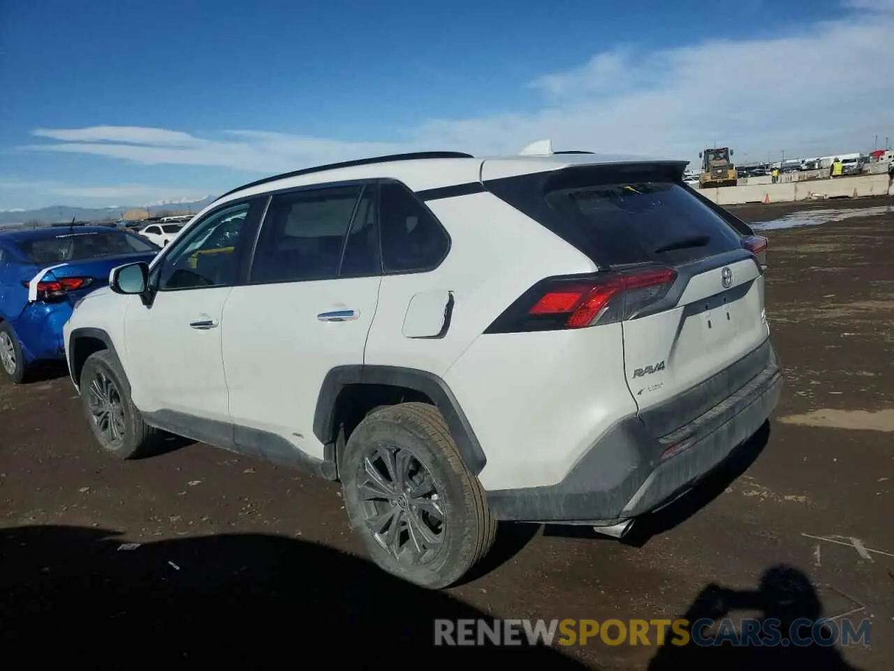 2 Фотография поврежденного автомобиля 2T3D6RFV7PW046292 TOYOTA RAV4 2023
