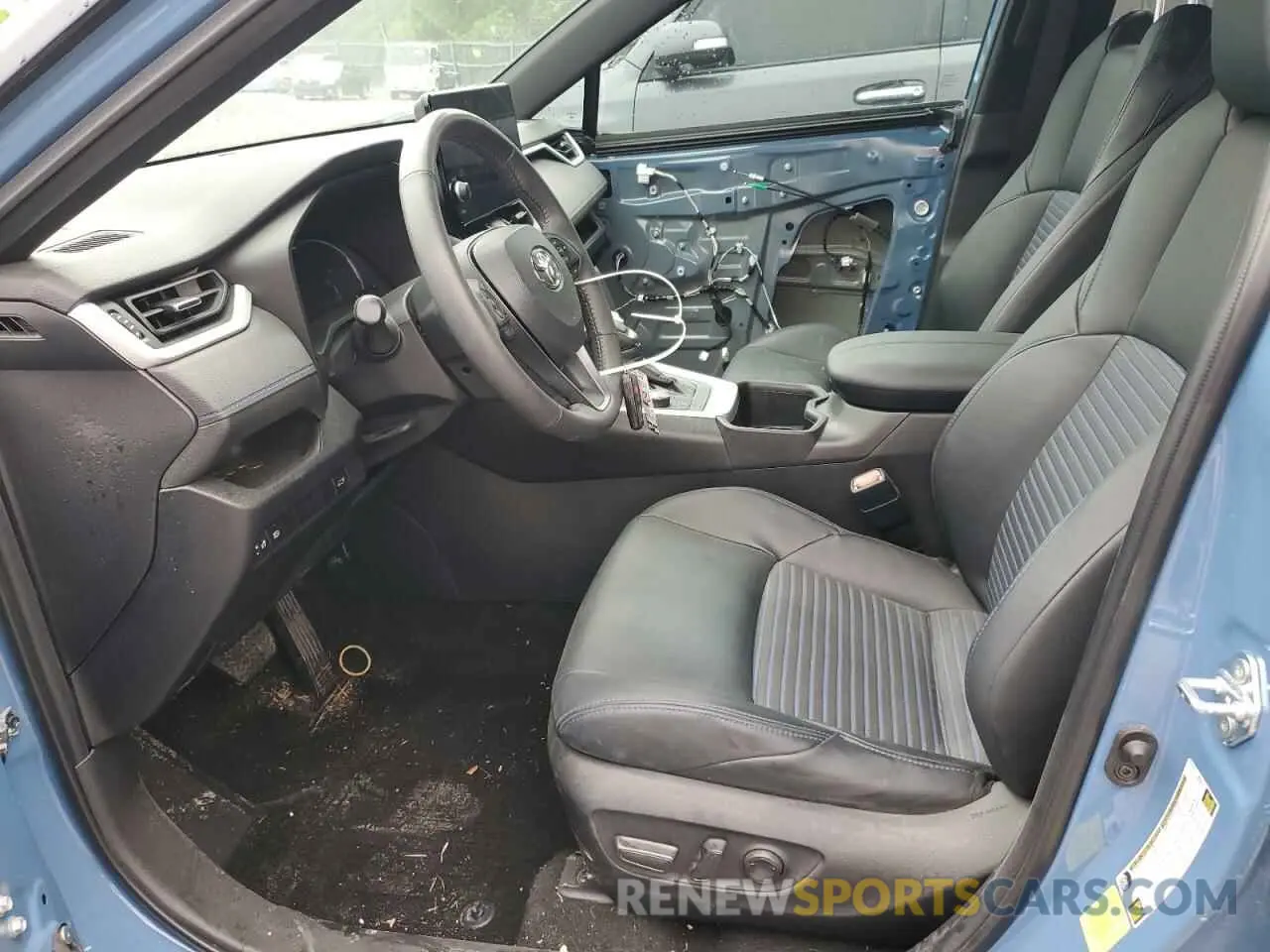 7 Фотография поврежденного автомобиля 2T3E6RFV2PW042963 TOYOTA RAV4 2023