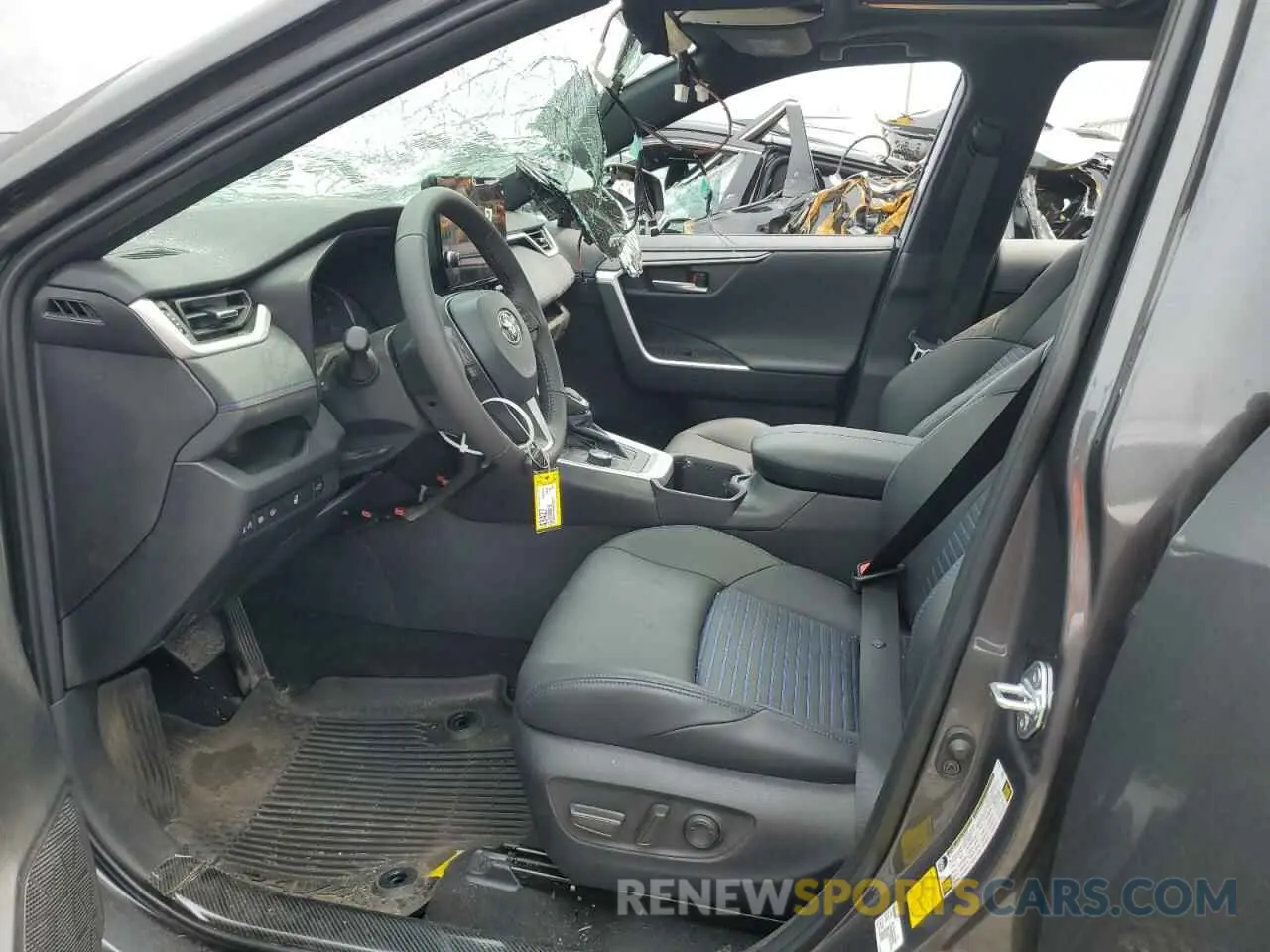 7 Photograph of a damaged car 2T3E6RFV3PW045211 TOYOTA RAV4 2023