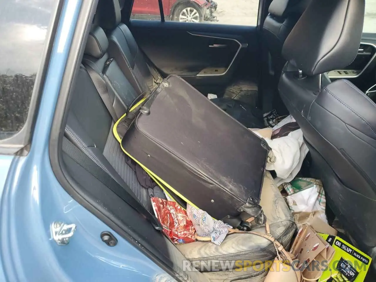 11 Photograph of a damaged car 2T3E6RFV6PW038320 TOYOTA RAV4 2023