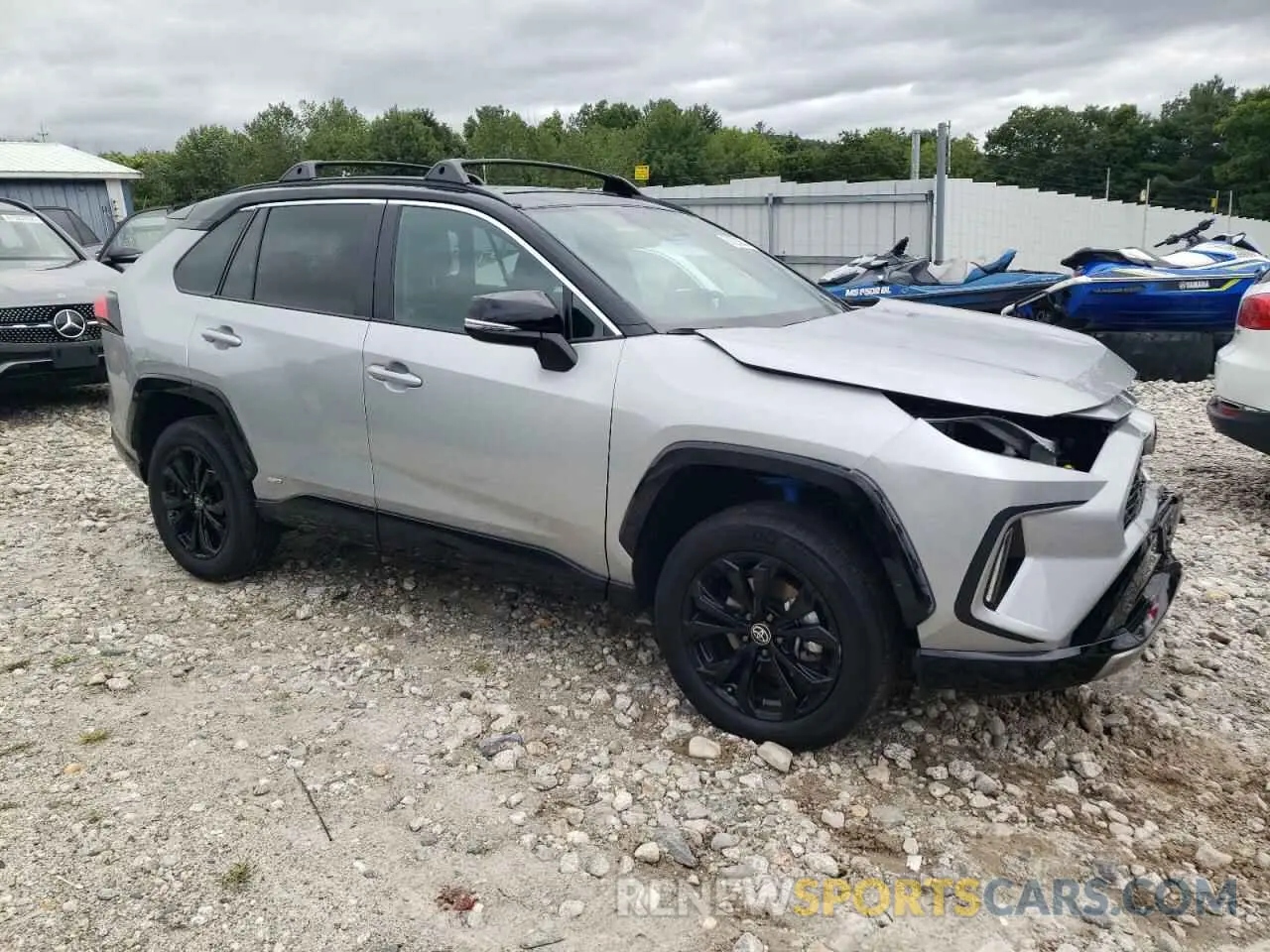 4 Photograph of a damaged car 2T3E6RFV6PW039905 TOYOTA RAV4 2023