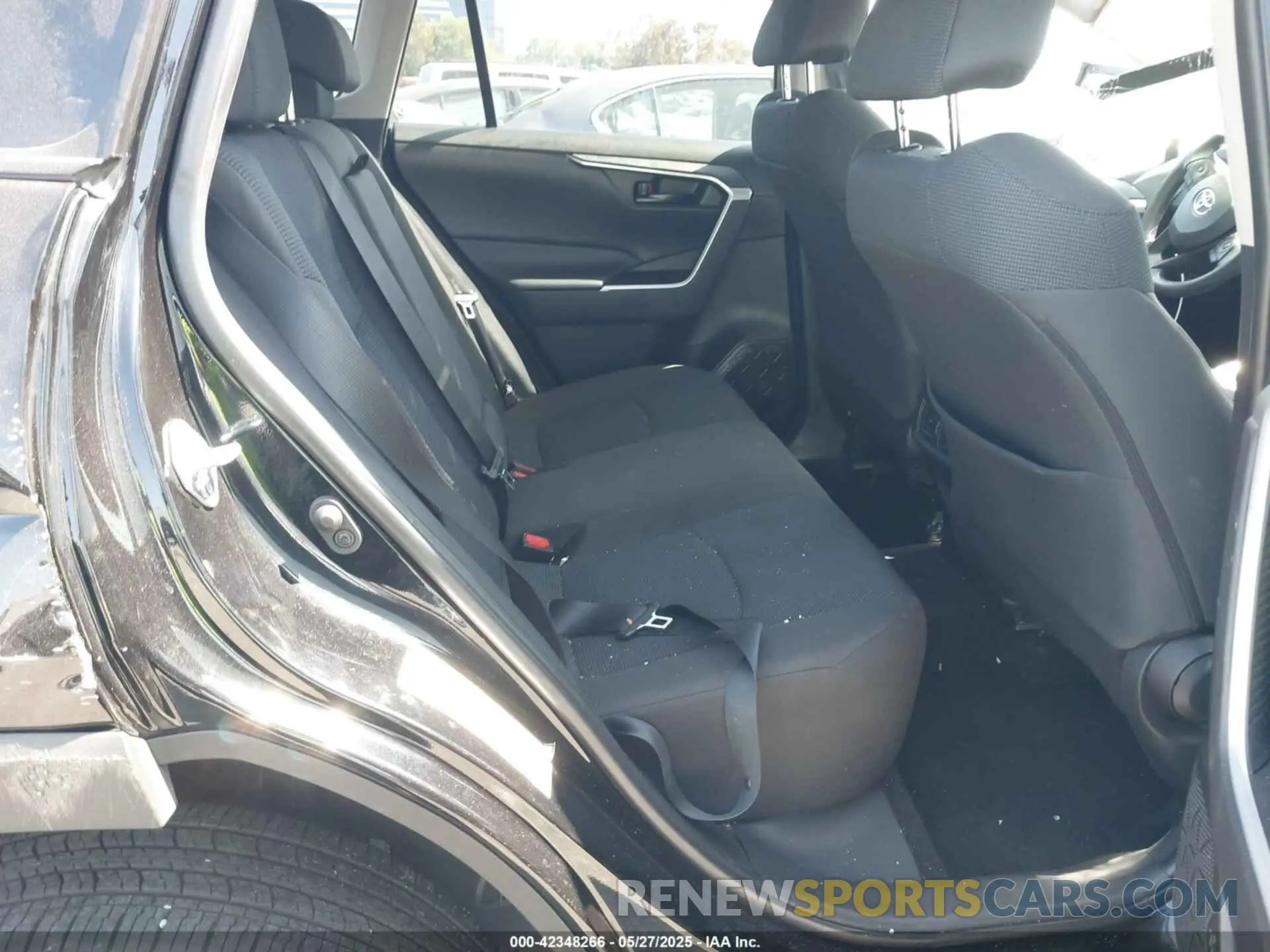 8 Photograph of a damaged car 2T3F1RFV0PC357541 TOYOTA RAV4 2023