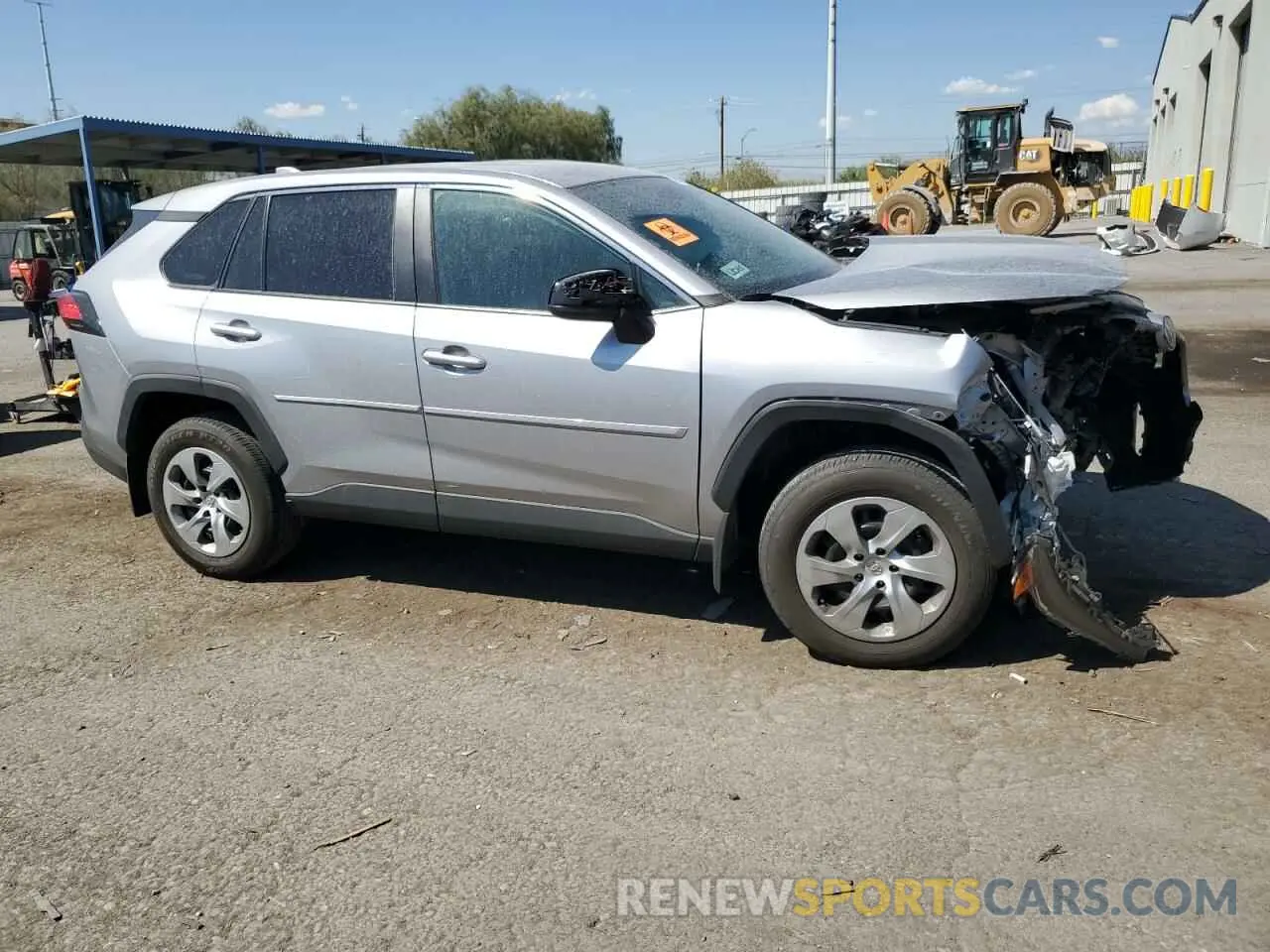 4 Photograph of a damaged car 2T3F1RFV1PC372632 TOYOTA RAV4 2023