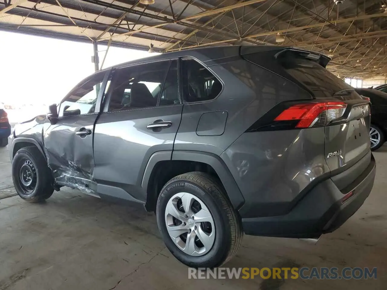 2 Фотография поврежденного автомобиля 2T3F1RFV1PW346191 TOYOTA RAV4 2023