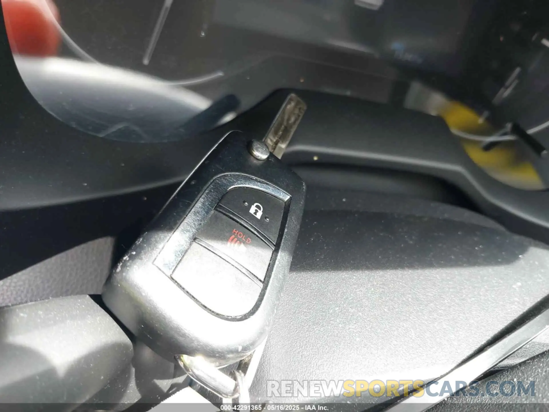 11 Photograph of a damaged car 2T3F1RFV4PC349085 TOYOTA RAV4 2023