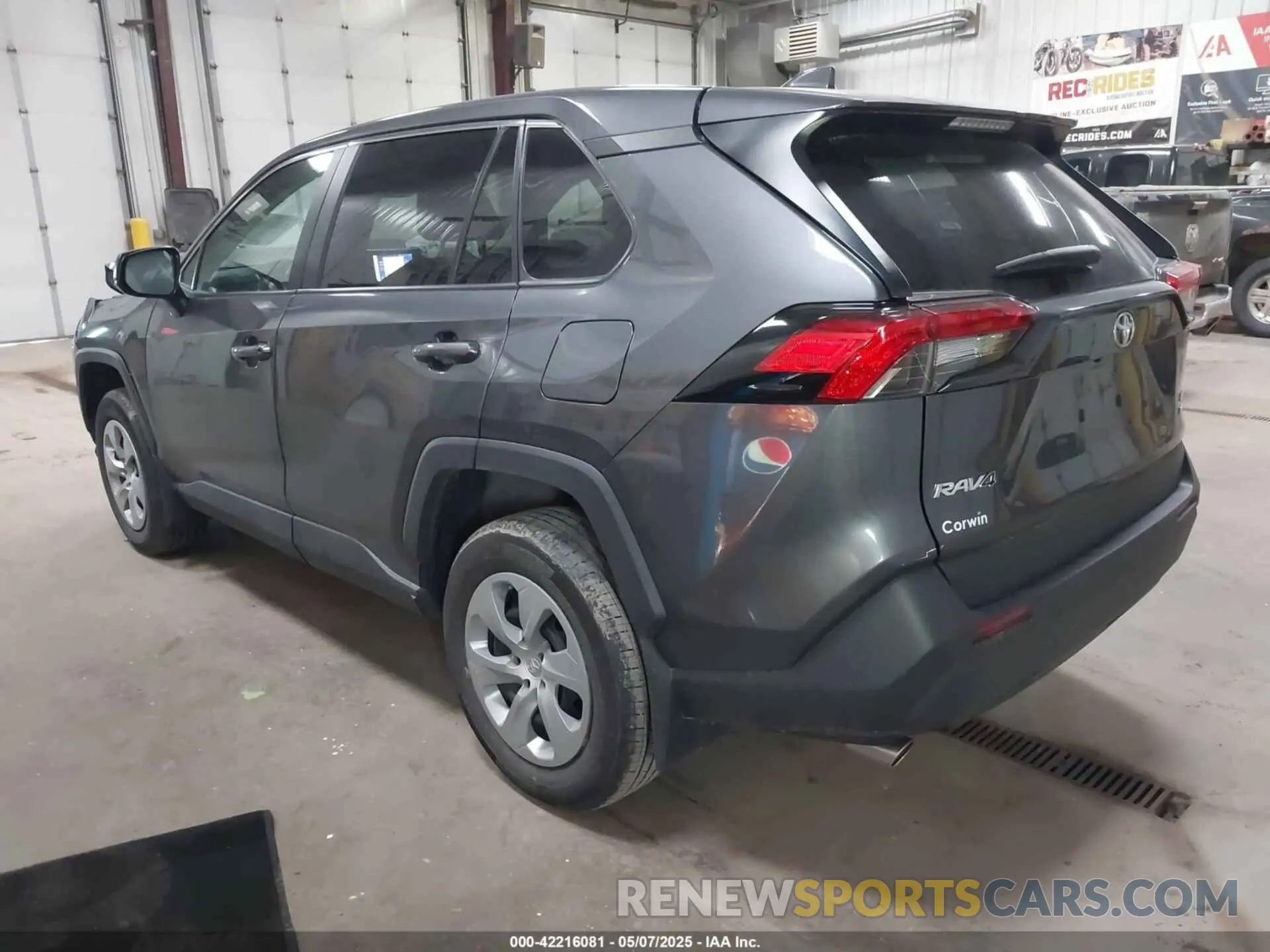 3 Photograph of a damaged car 2T3F1RFV5PC330836 TOYOTA RAV4 2023