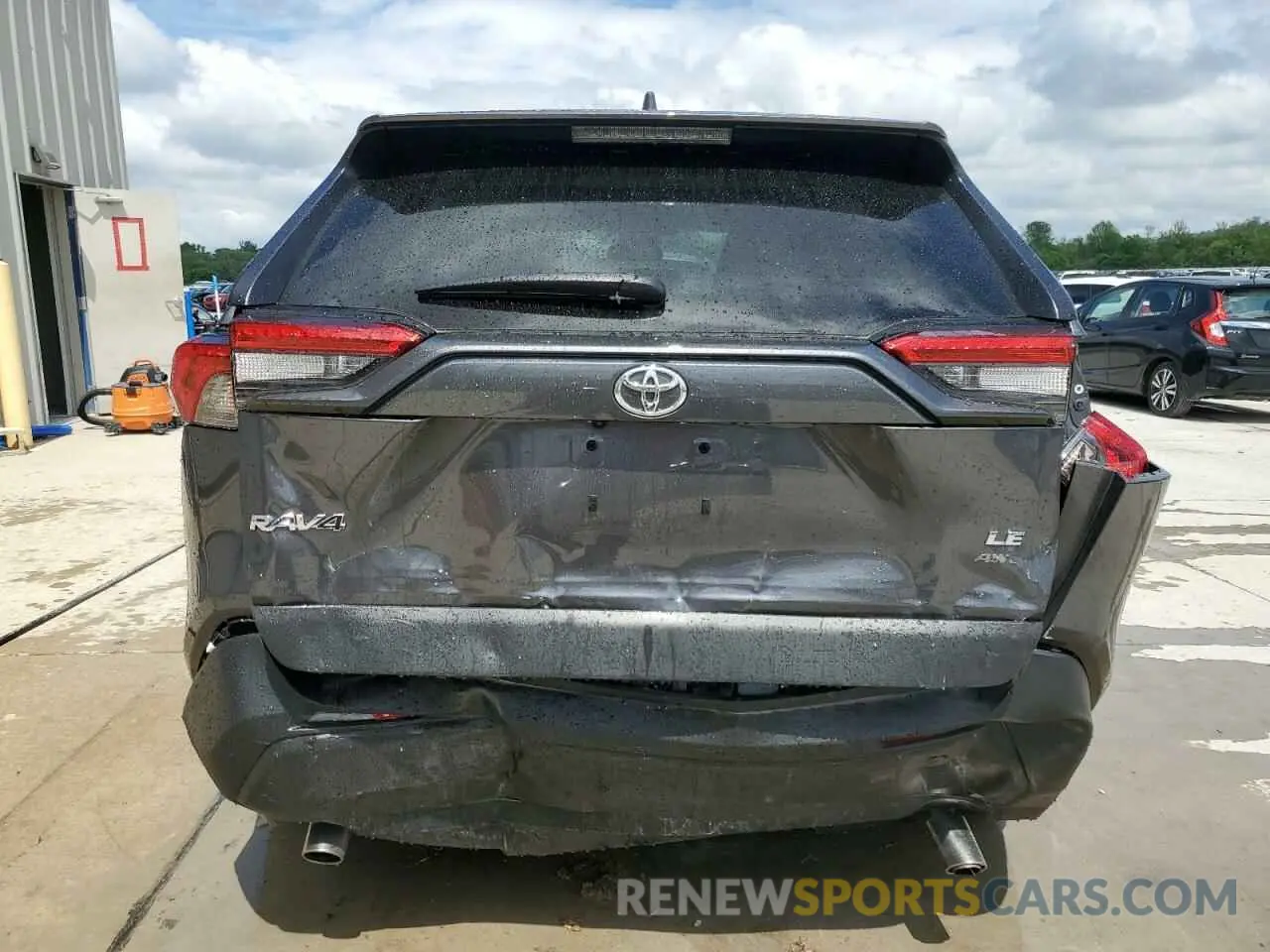 6 Фотография поврежденного автомобиля 2T3F1RFV5PC361679 TOYOTA RAV4 2023