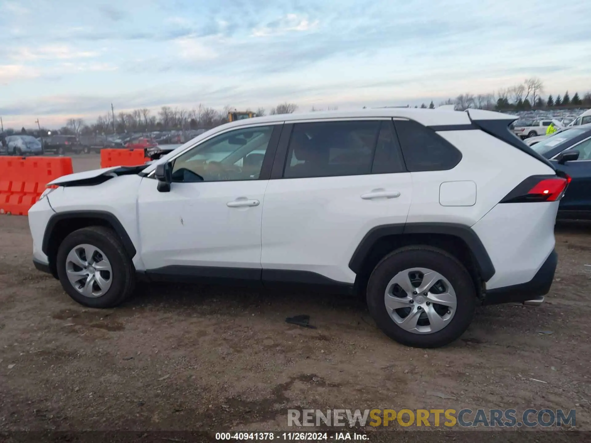 14 Photograph of a damaged car 2T3F1RFV7PW348544 TOYOTA RAV4 2023