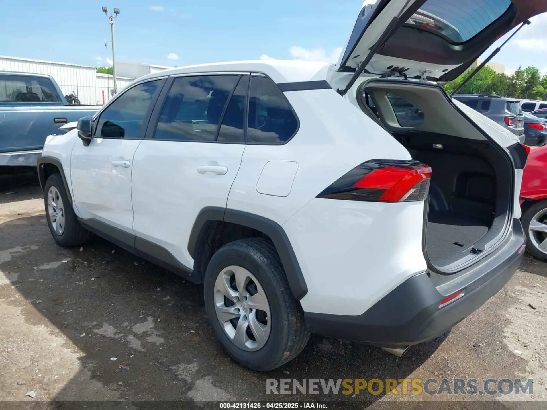 3 Photograph of a damaged car 2T3F1RFV7PW351329 TOYOTA RAV4 2023