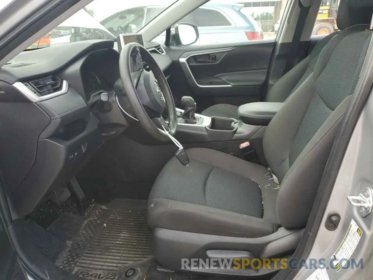 7 Photograph of a damaged car 2T3F1RFV7PW366445 TOYOTA RAV4 2023