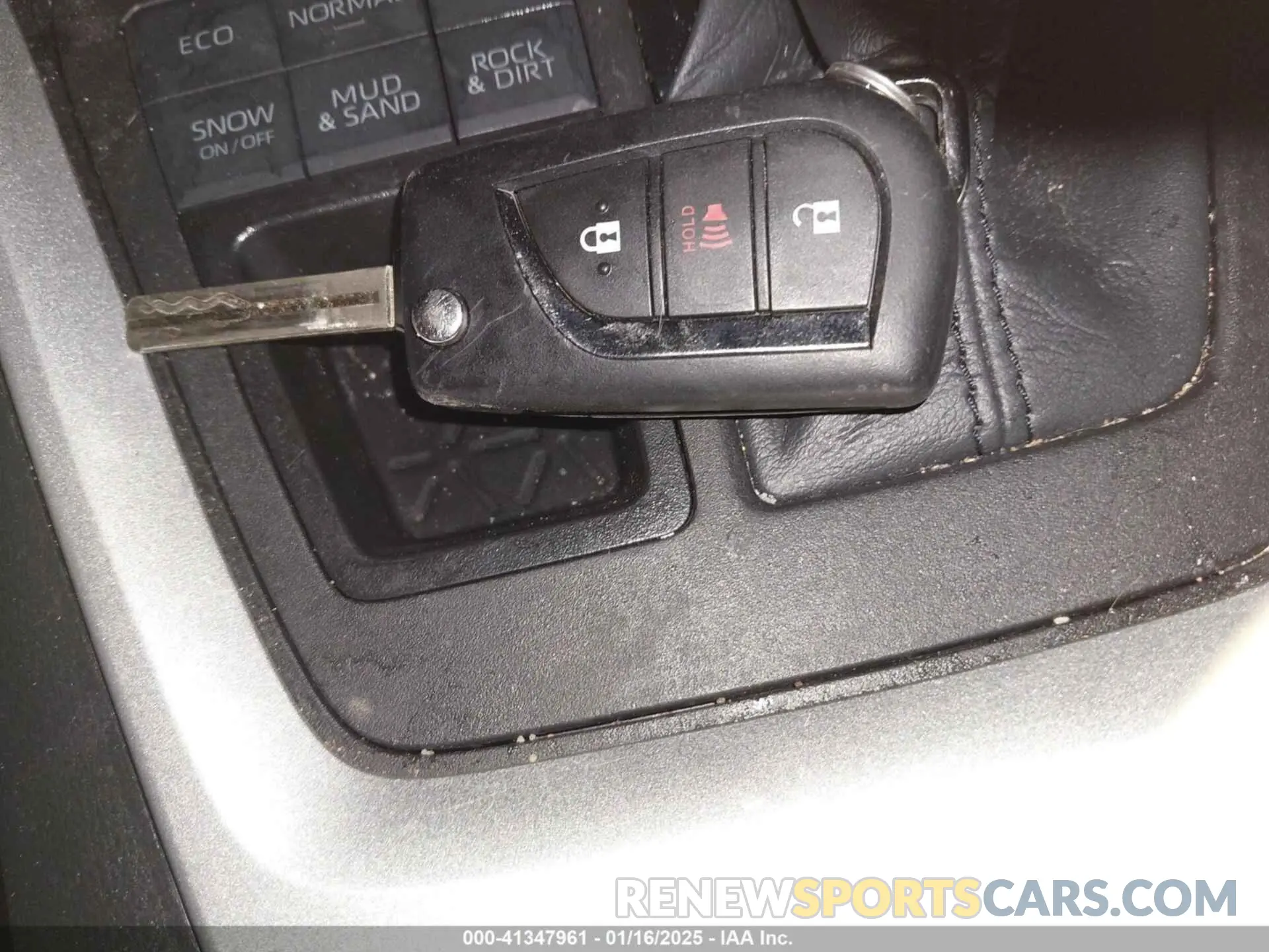 11 Photograph of a damaged car 2T3F1RFV9PC373172 TOYOTA RAV4 2023