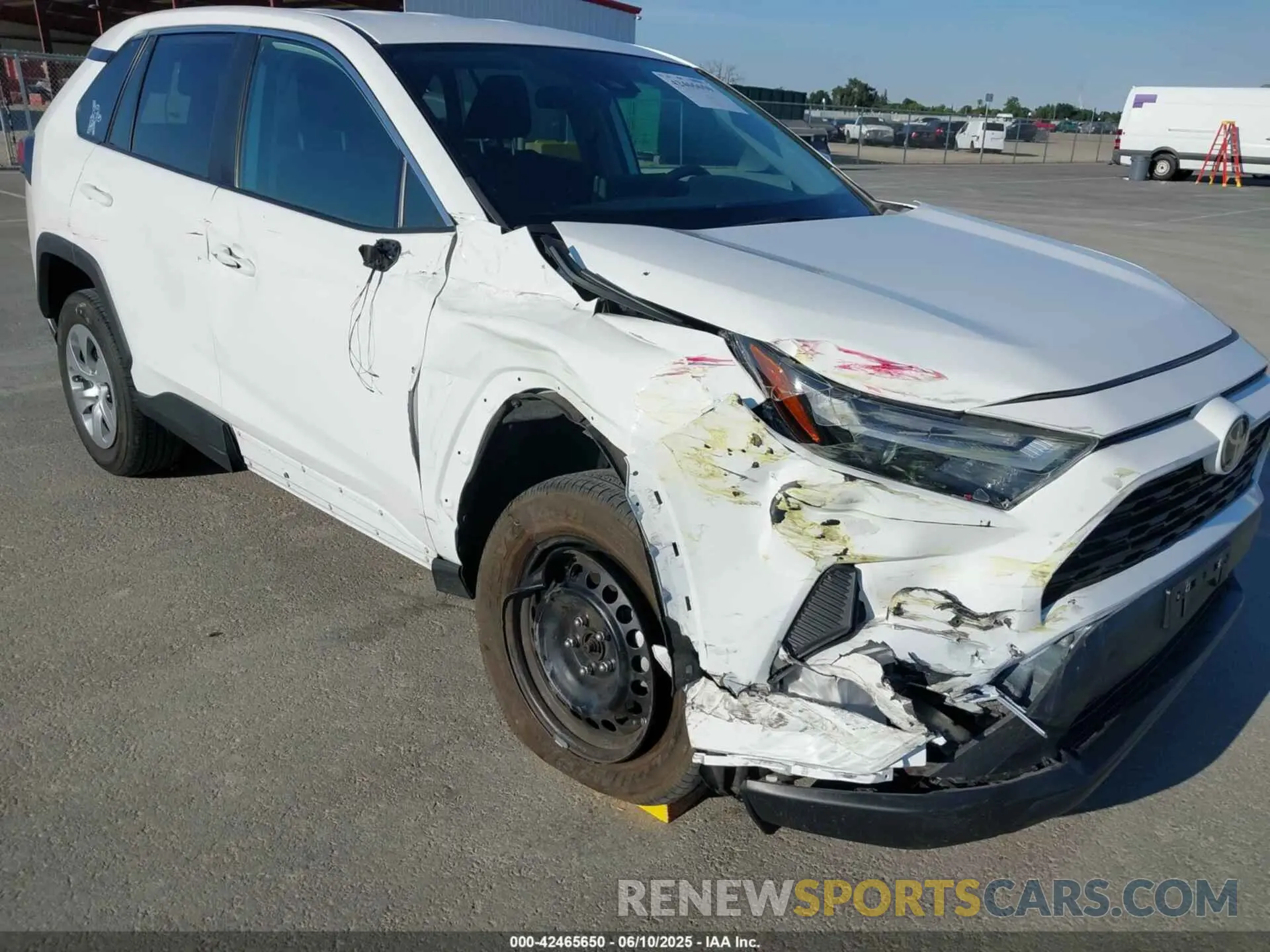 6 Photograph of a damaged car 2T3G1RFV0PC327864 TOYOTA RAV4 2023
