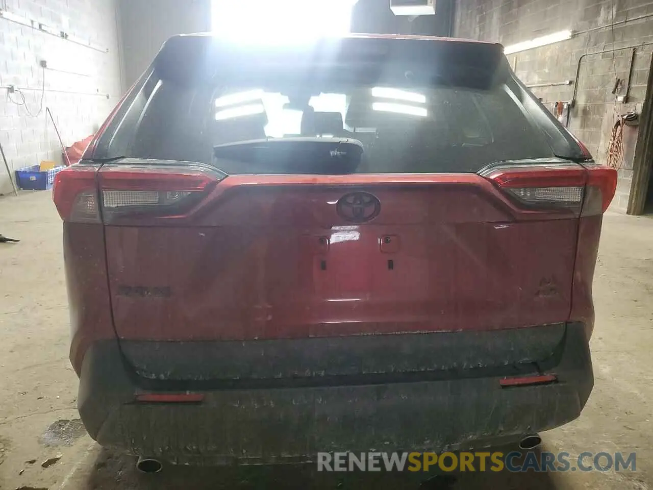 6 Фотография поврежденного автомобиля 2T3G1RFV0PW389828 TOYOTA RAV4 2023