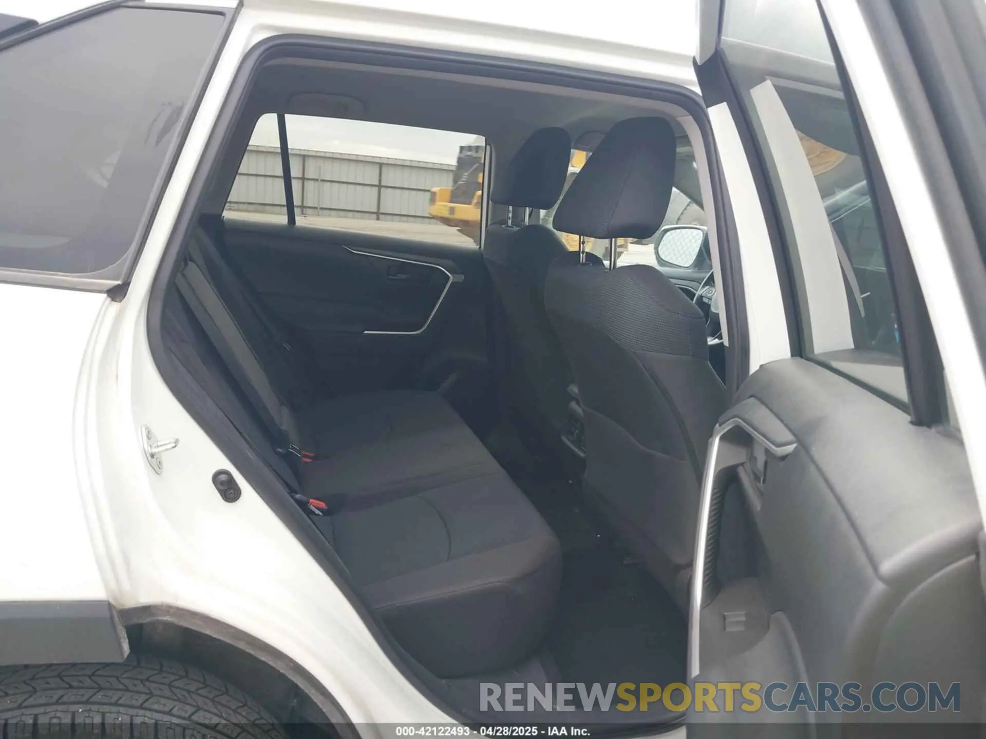 8 Фотография поврежденного автомобиля 2T3G1RFV1PC355480 TOYOTA RAV4 2023