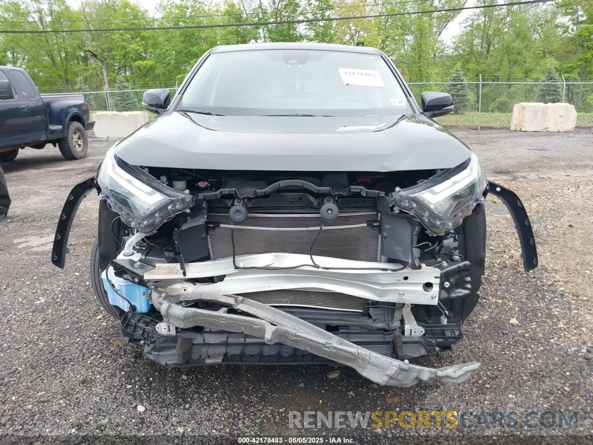 6 Фотография поврежденного автомобиля 2T3G1RFV4PC338740 TOYOTA RAV4 2023