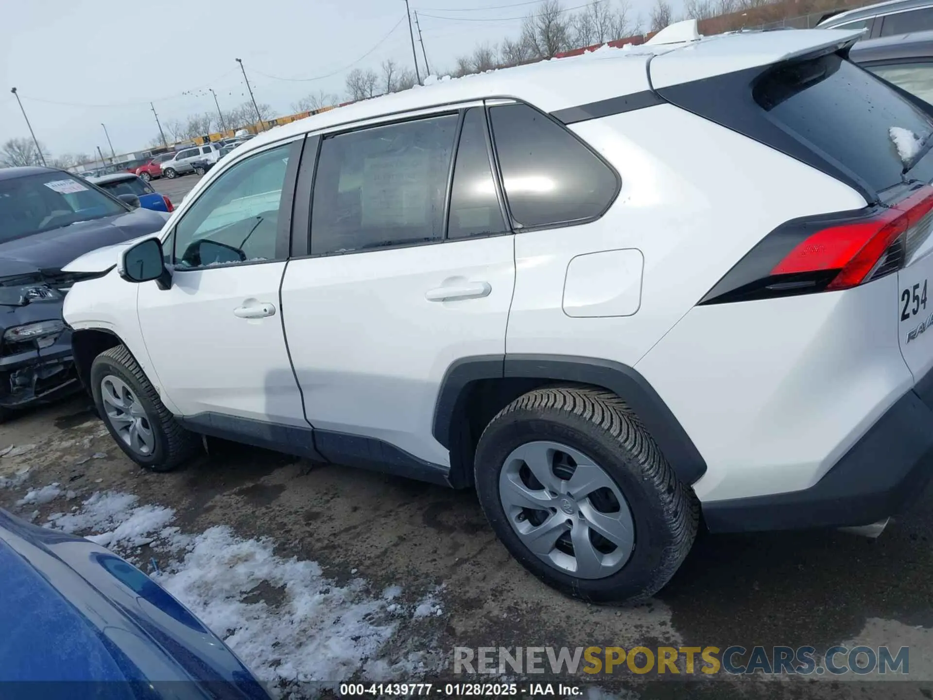 15 Фотография поврежденного автомобиля 2T3G1RFV4PC373519 TOYOTA RAV4 2023