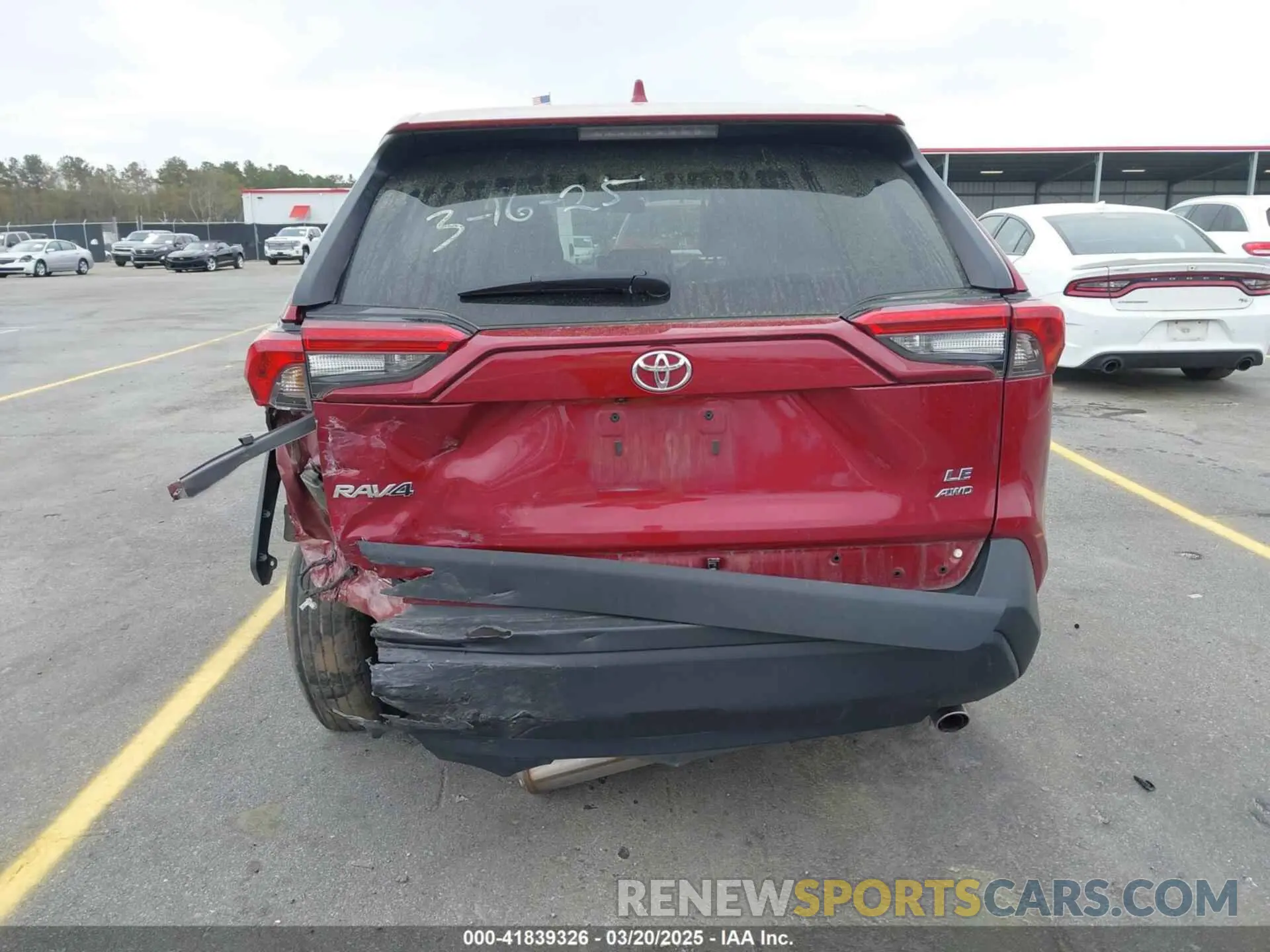 17 Photograph of a damaged car 2T3G1RFV8PW398731 TOYOTA RAV4 2023