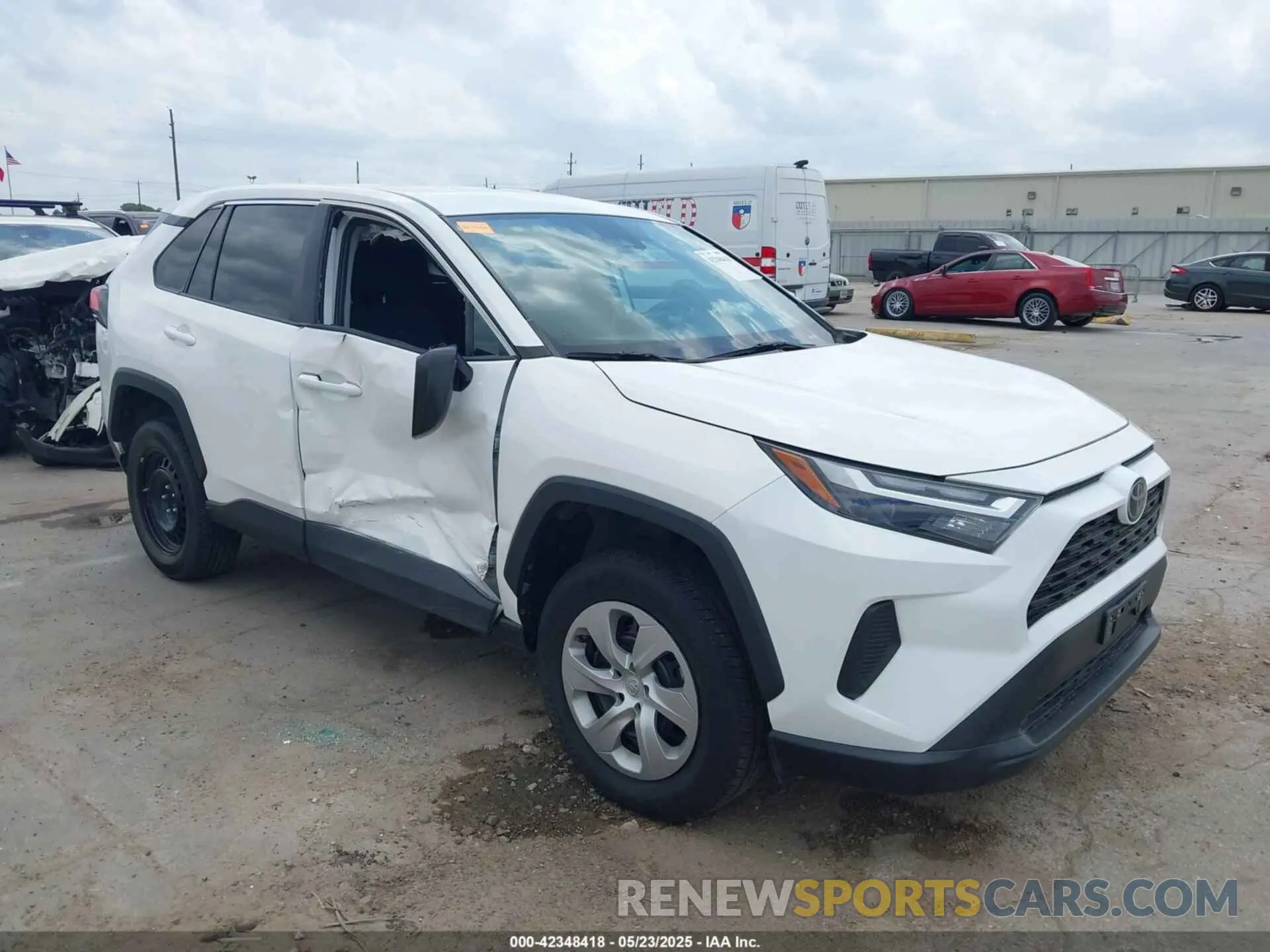 1 Photograph of a damaged car 2T3H1RFV0PC228305 TOYOTA RAV4 2023