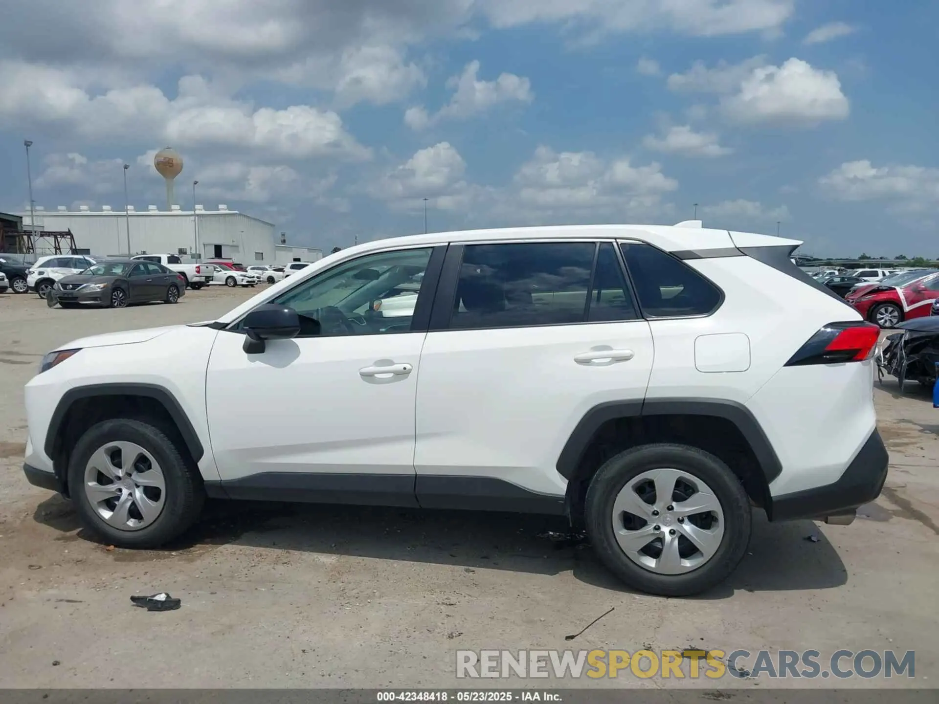 14 Photograph of a damaged car 2T3H1RFV0PC228305 TOYOTA RAV4 2023