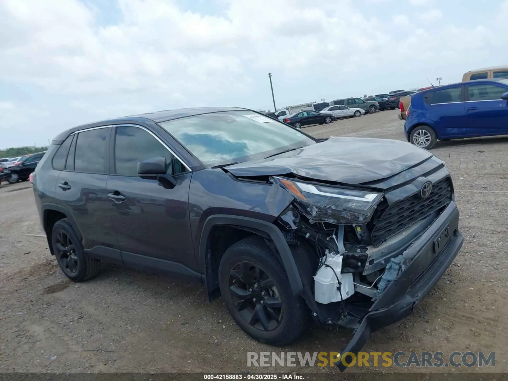 13 Фотография поврежденного автомобиля 2T3H1RFV0PC242415 TOYOTA RAV4 2023