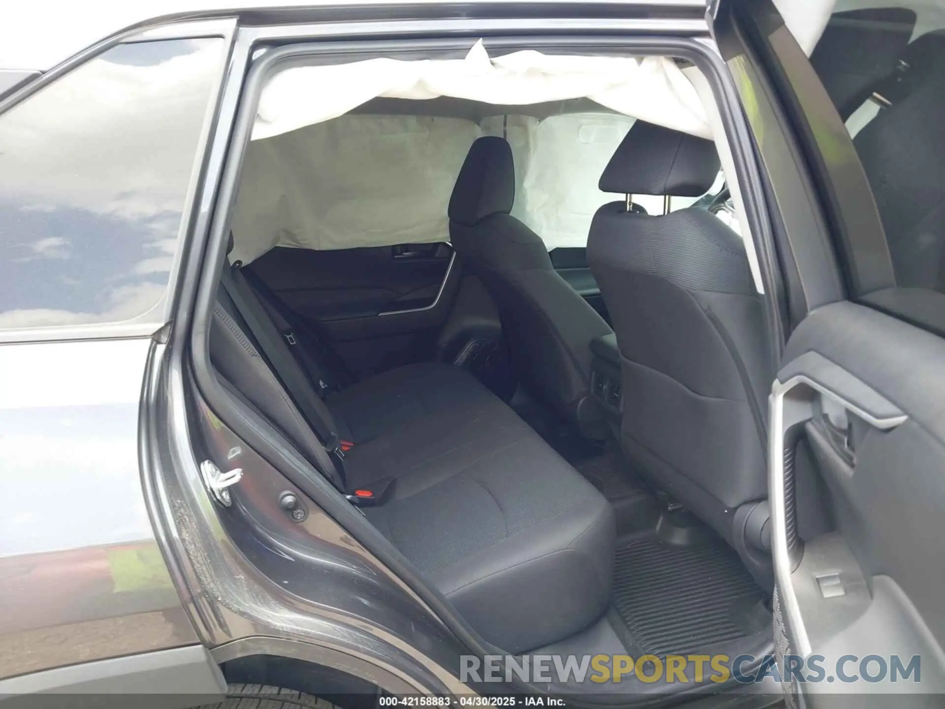 8 Фотография поврежденного автомобиля 2T3H1RFV0PC242415 TOYOTA RAV4 2023