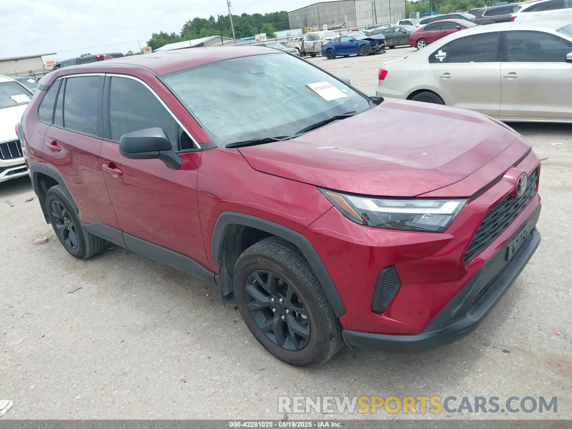 1 Photograph of a damaged car 2T3H1RFV0PW293668 TOYOTA RAV4 2023