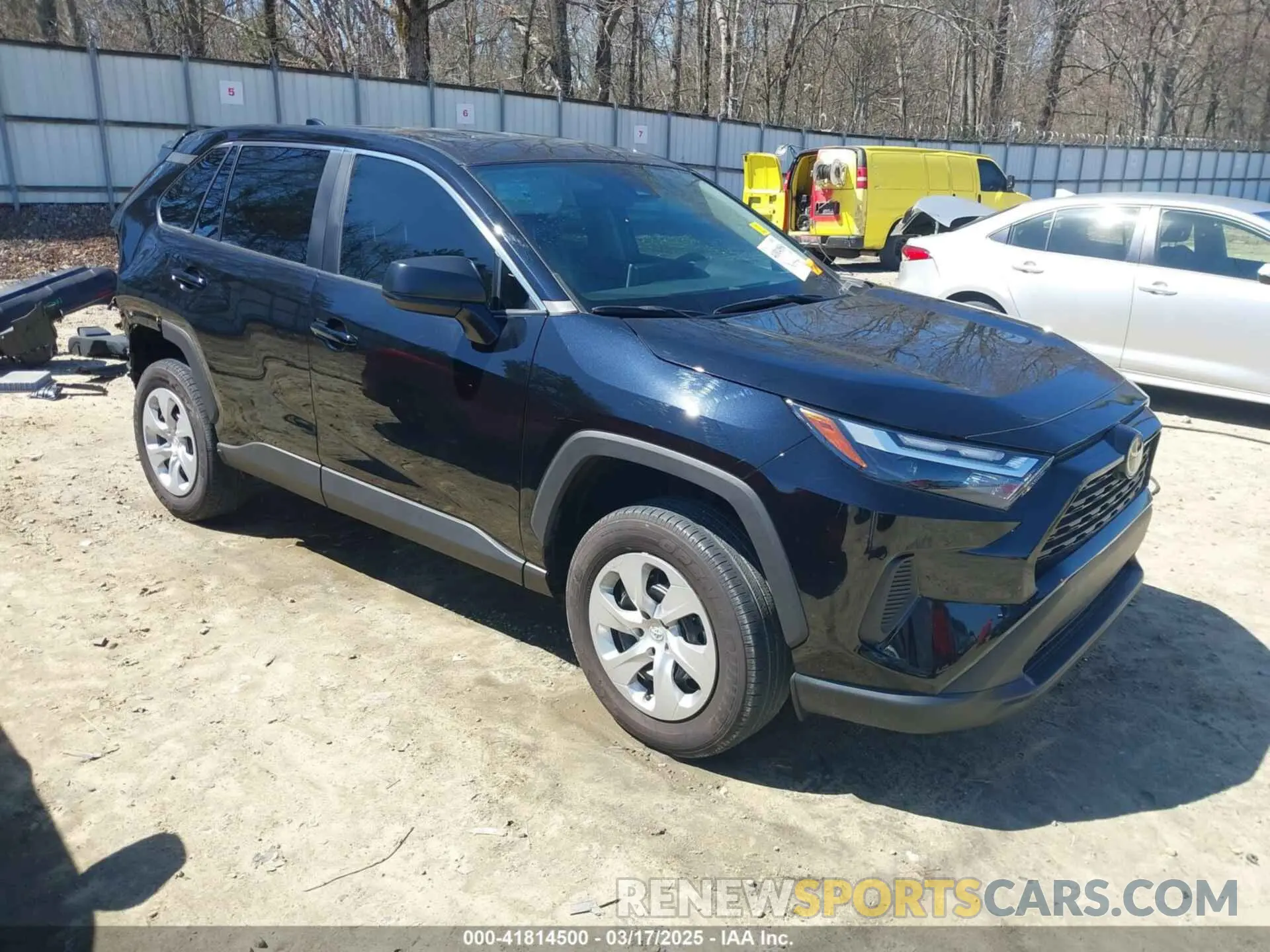 1 Фотография поврежденного автомобиля 2T3H1RFV2PC239290 TOYOTA RAV4 2023