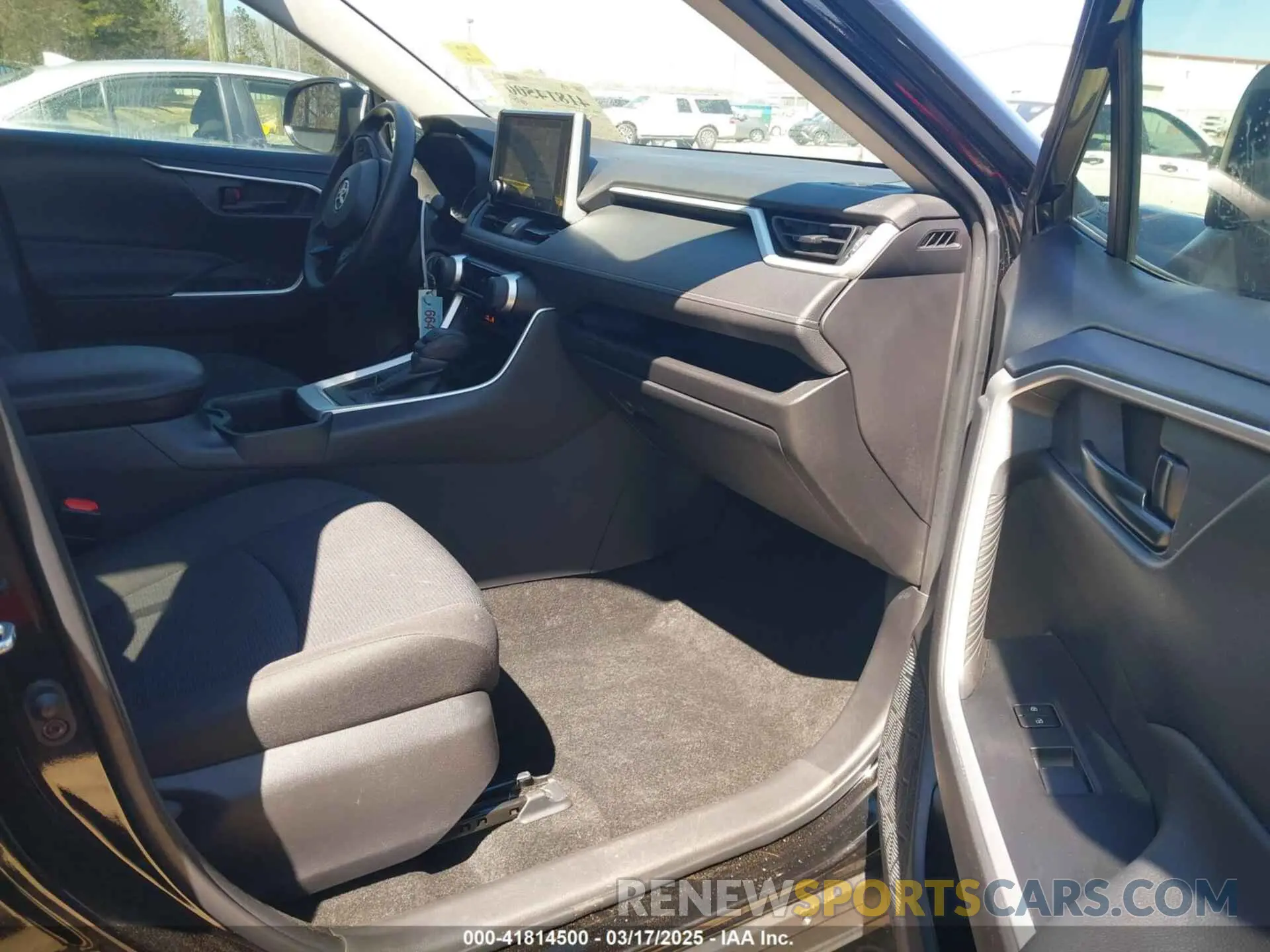 5 Фотография поврежденного автомобиля 2T3H1RFV2PC239290 TOYOTA RAV4 2023