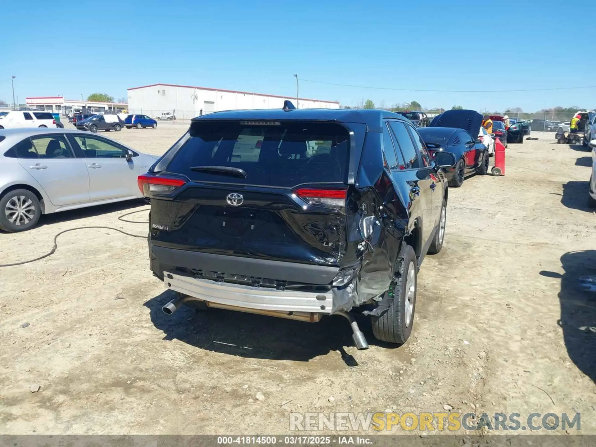 6 Фотография поврежденного автомобиля 2T3H1RFV2PC239290 TOYOTA RAV4 2023