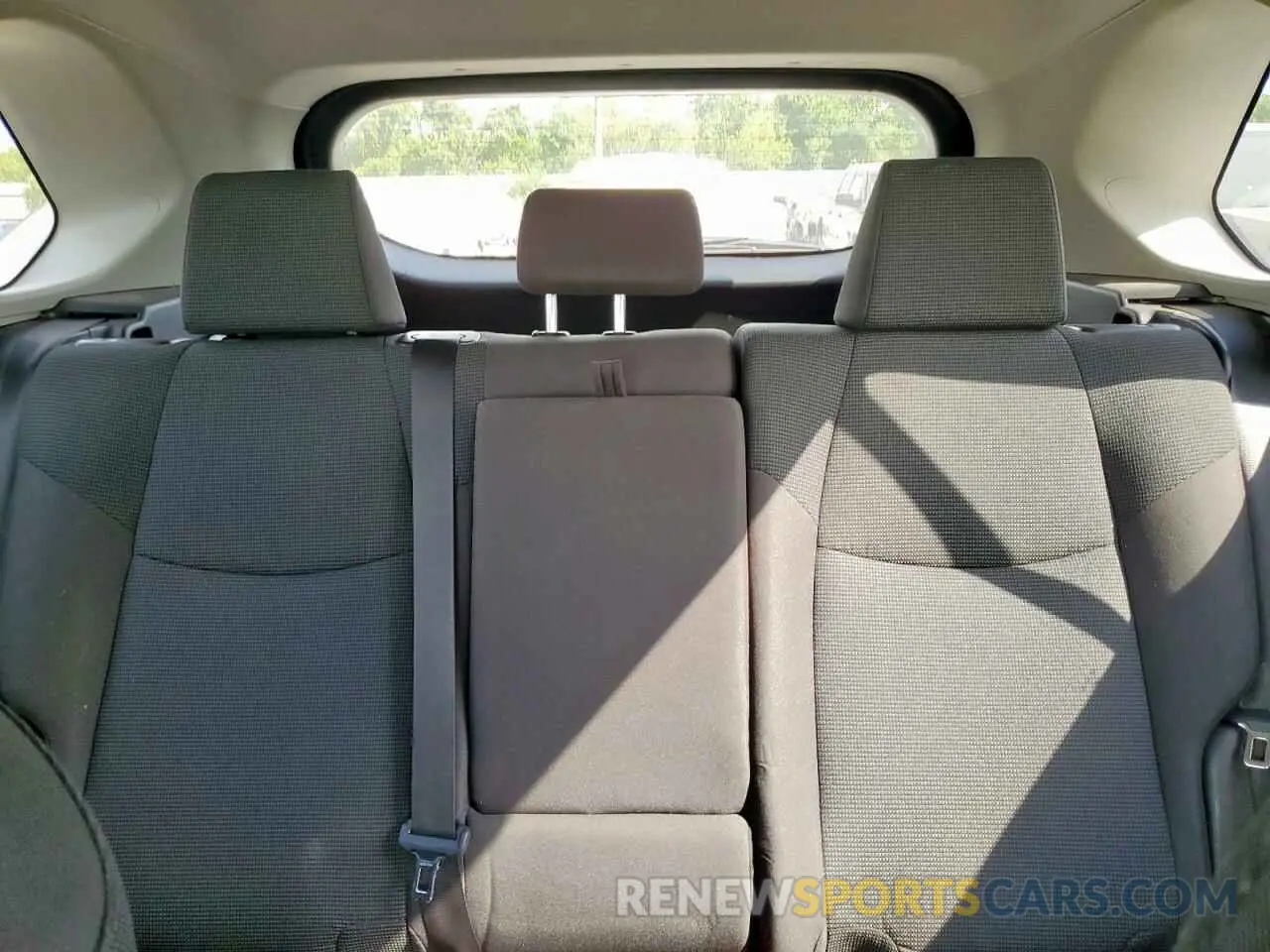 10 Фотография поврежденного автомобиля 2T3H1RFV2PC244179 TOYOTA RAV4 2023