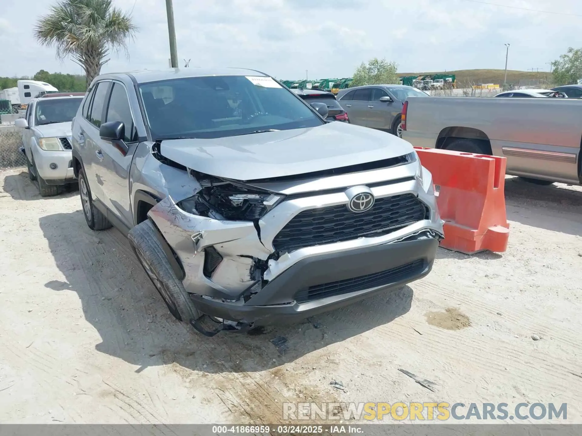 6 Фотография поврежденного автомобиля 2T3H1RFV2PW295583 TOYOTA RAV4 2023