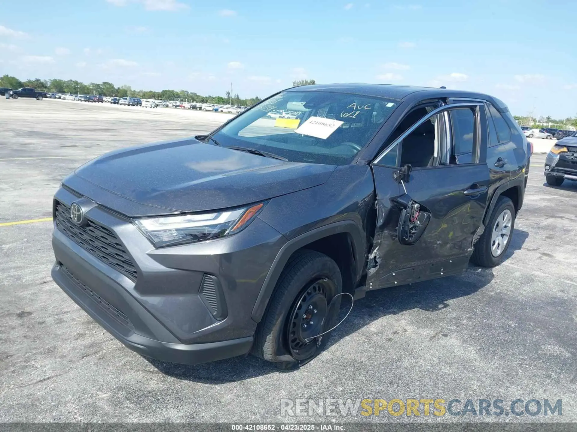 2 Photograph of a damaged car 2T3H1RFV3PC251738 TOYOTA RAV4 2023