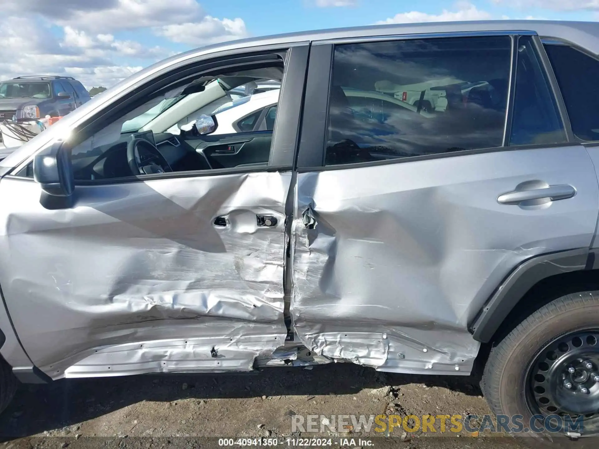 14 Фотография поврежденного автомобиля 2T3H1RFV4PC243132 TOYOTA RAV4 2023