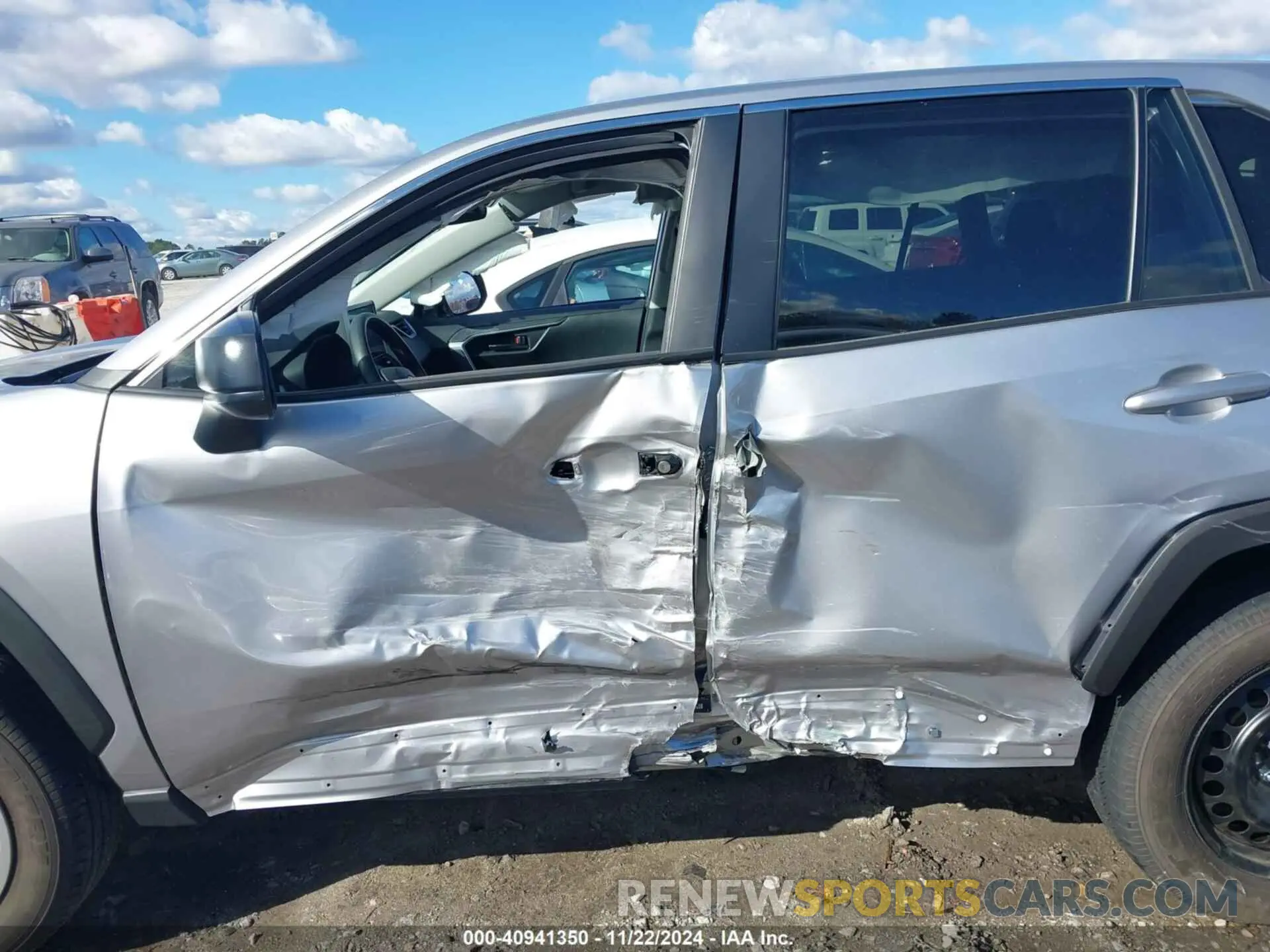 6 Фотография поврежденного автомобиля 2T3H1RFV4PC243132 TOYOTA RAV4 2023