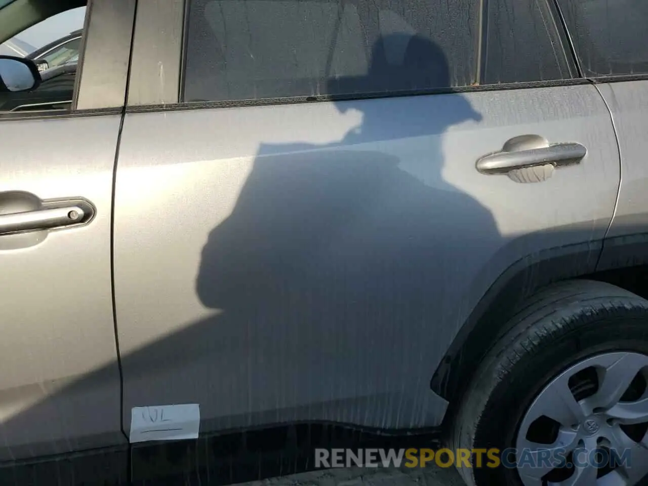 12 Photograph of a damaged car 2T3H1RFV4PC249402 TOYOTA RAV4 2023