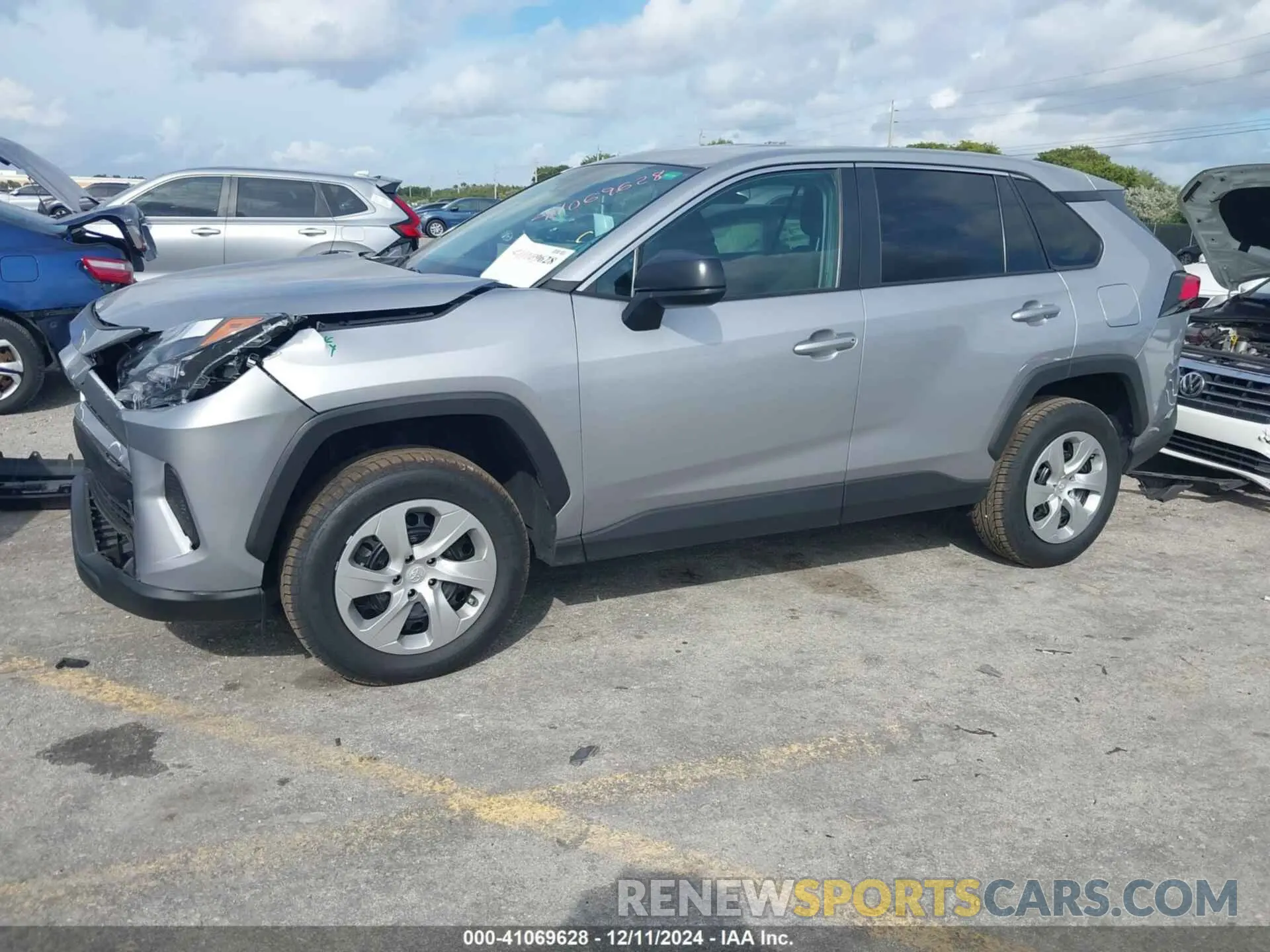 2 Photograph of a damaged car 2T3H1RFV6PC232634 TOYOTA RAV4 2023