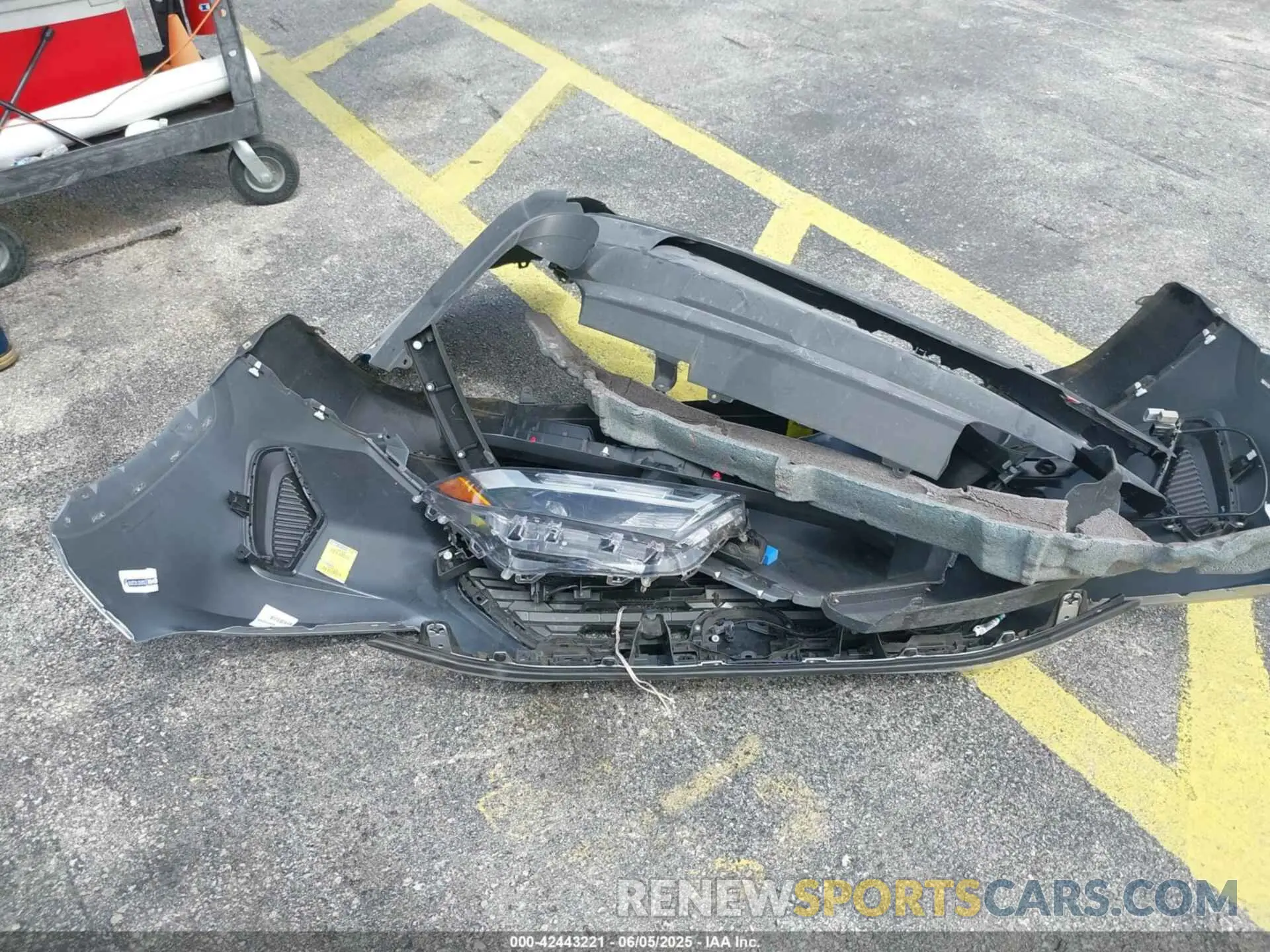 12 Photograph of a damaged car 2T3H1RFV6PW267768 TOYOTA RAV4 2023