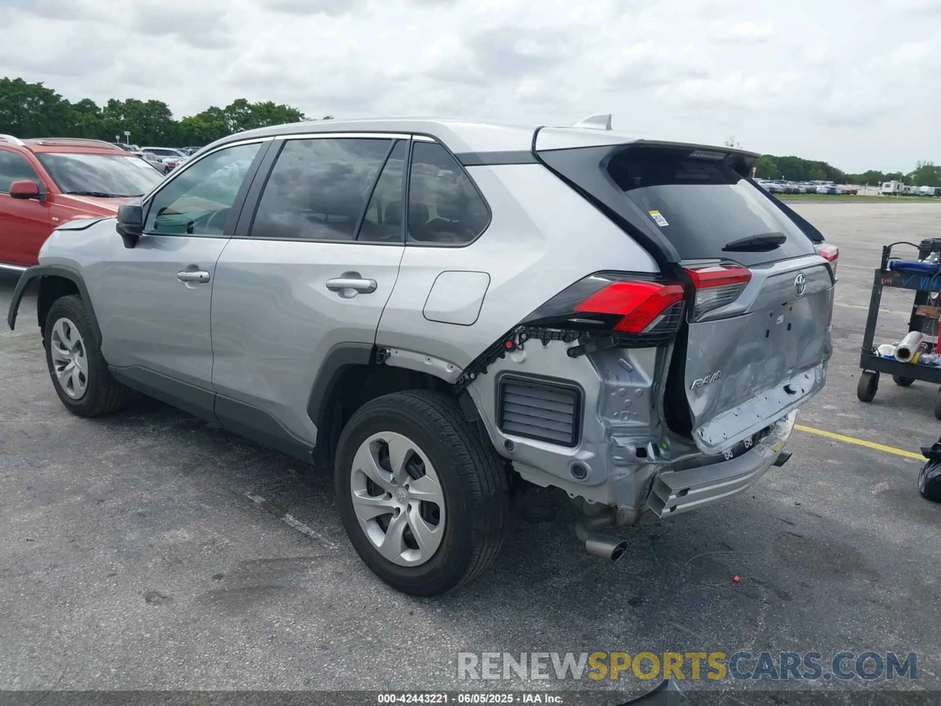 3 Photograph of a damaged car 2T3H1RFV6PW267768 TOYOTA RAV4 2023