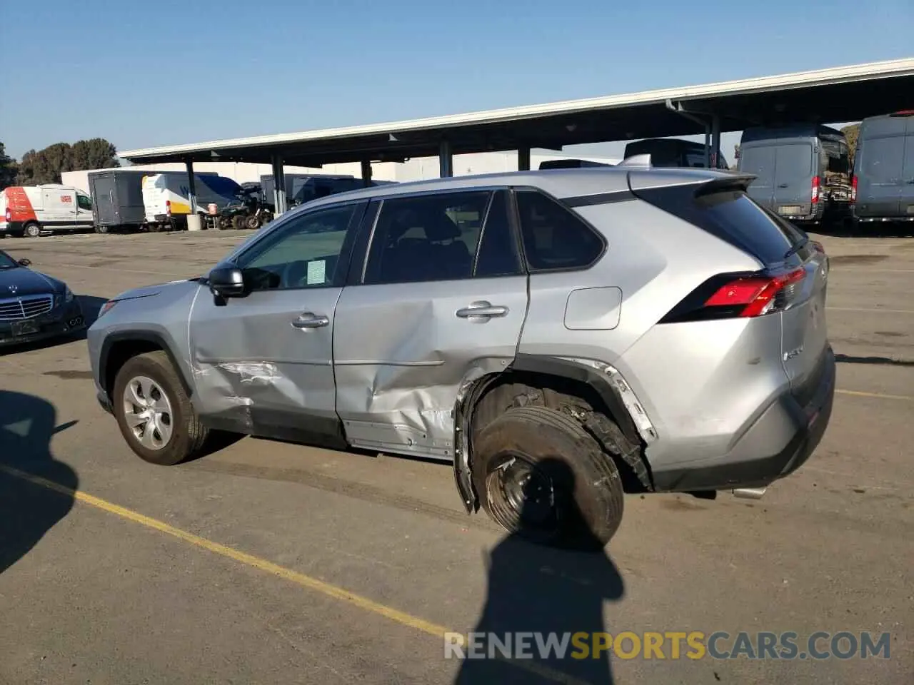 2 Фотография поврежденного автомобиля 2T3H1RFV7PW252812 TOYOTA RAV4 2023