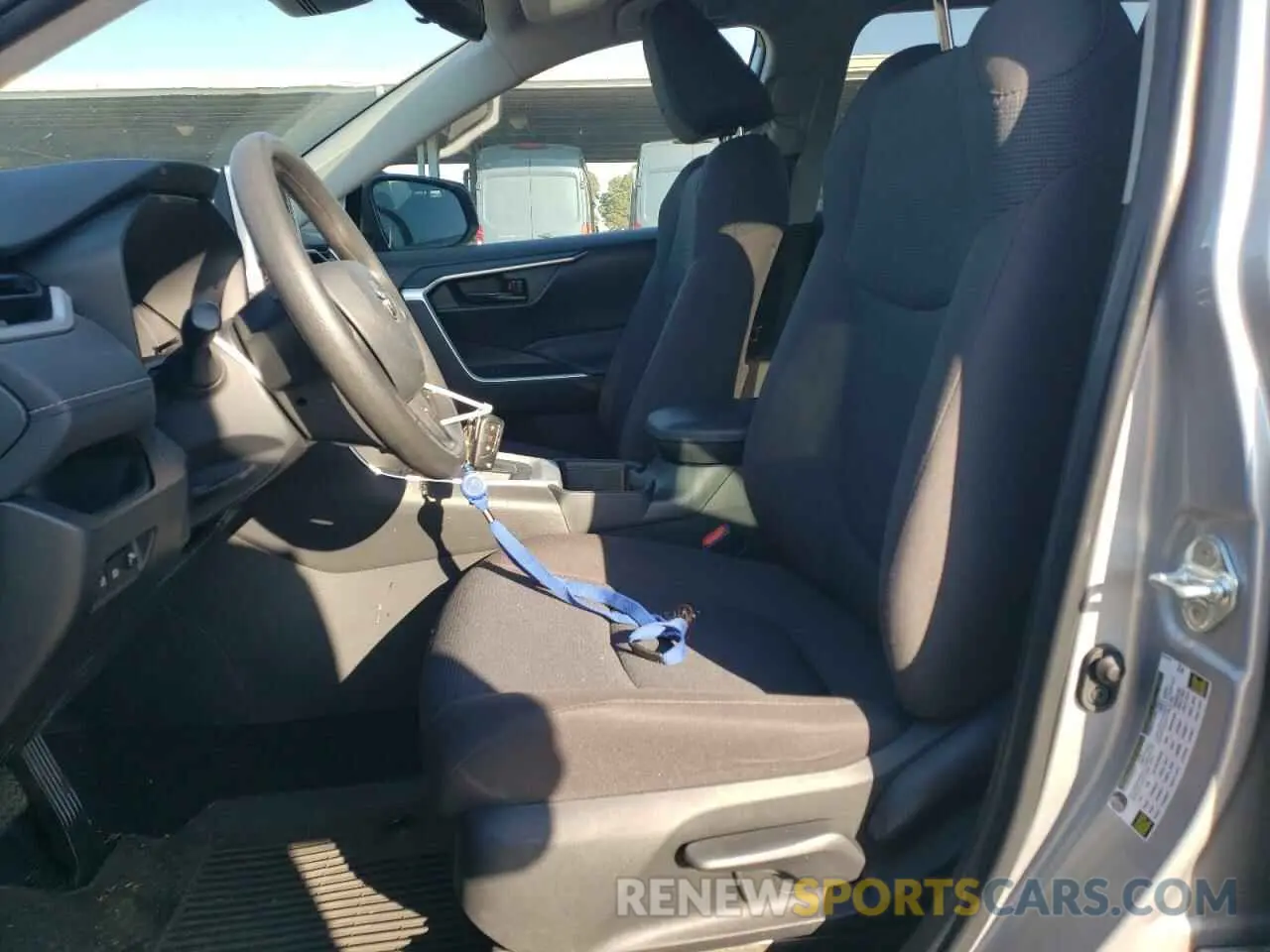 7 Фотография поврежденного автомобиля 2T3H1RFV7PW252812 TOYOTA RAV4 2023