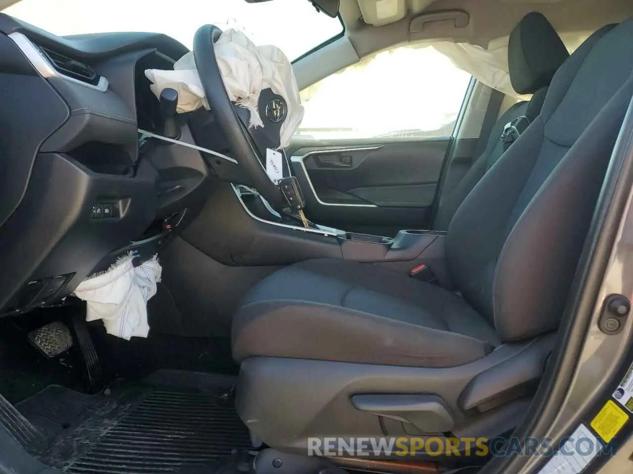 7 Photograph of a damaged car 2T3H1RFV7PW275331 TOYOTA RAV4 2023
