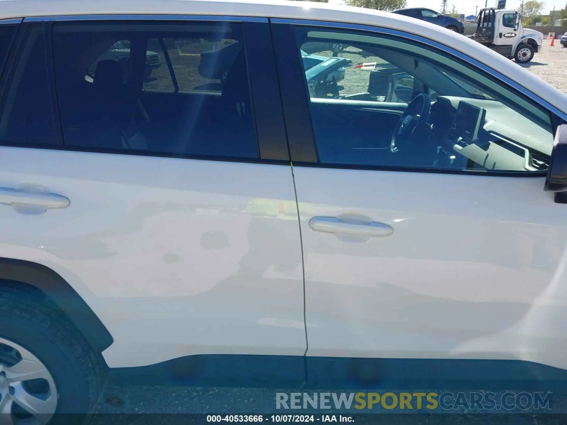 13 Фотография поврежденного автомобиля 2T3H1RFV8PC236104 TOYOTA RAV4 2023