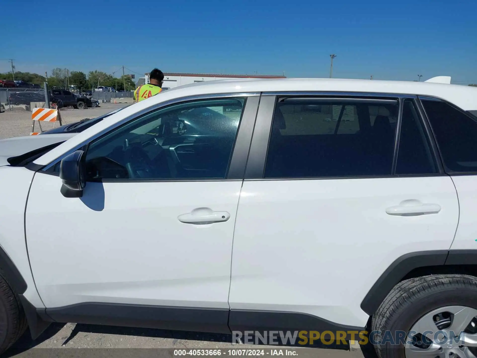 14 Фотография поврежденного автомобиля 2T3H1RFV8PC236104 TOYOTA RAV4 2023