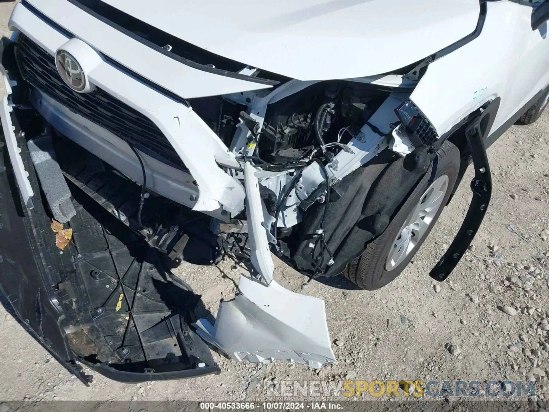 17 Фотография поврежденного автомобиля 2T3H1RFV8PC236104 TOYOTA RAV4 2023