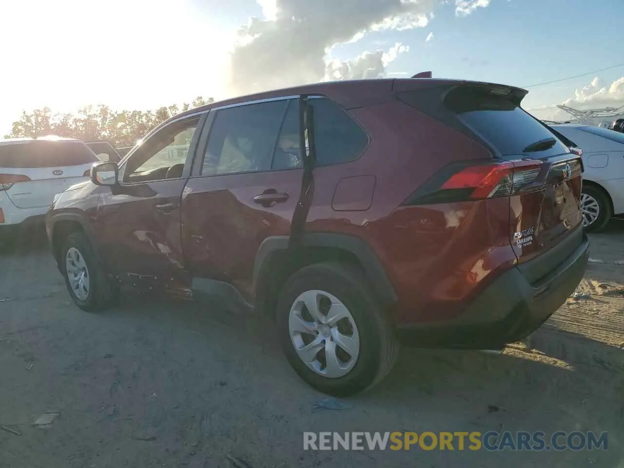 2 Фотография поврежденного автомобиля 2T3H1RFV8PW294339 TOYOTA RAV4 2023