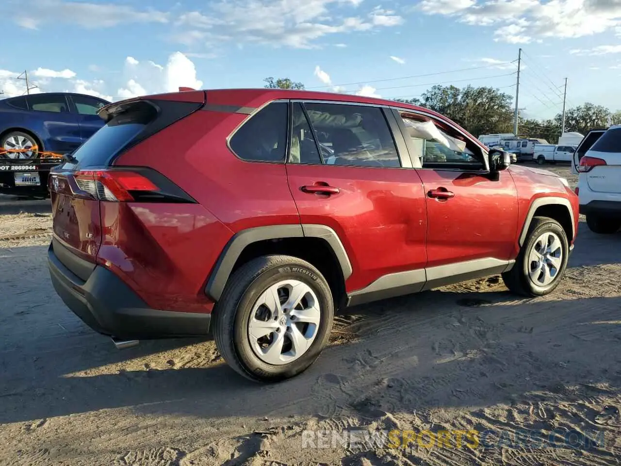 3 Фотография поврежденного автомобиля 2T3H1RFV8PW294339 TOYOTA RAV4 2023