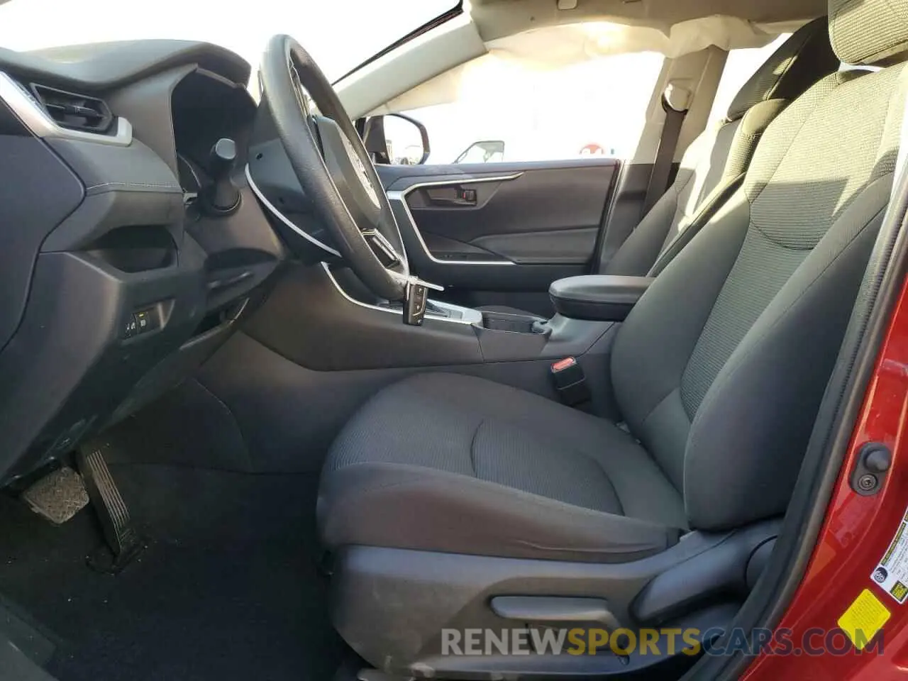 7 Фотография поврежденного автомобиля 2T3H1RFV8PW294339 TOYOTA RAV4 2023