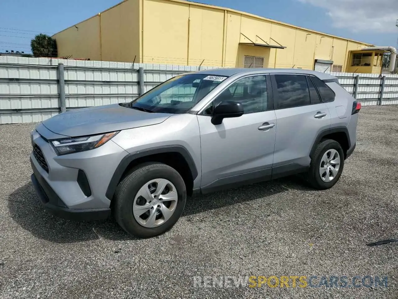 1 Photograph of a damaged car 2T3H1RFV9PW248325 TOYOTA RAV4 2023